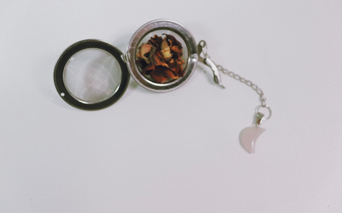 ROSE QUARTZ MOON INFUSER