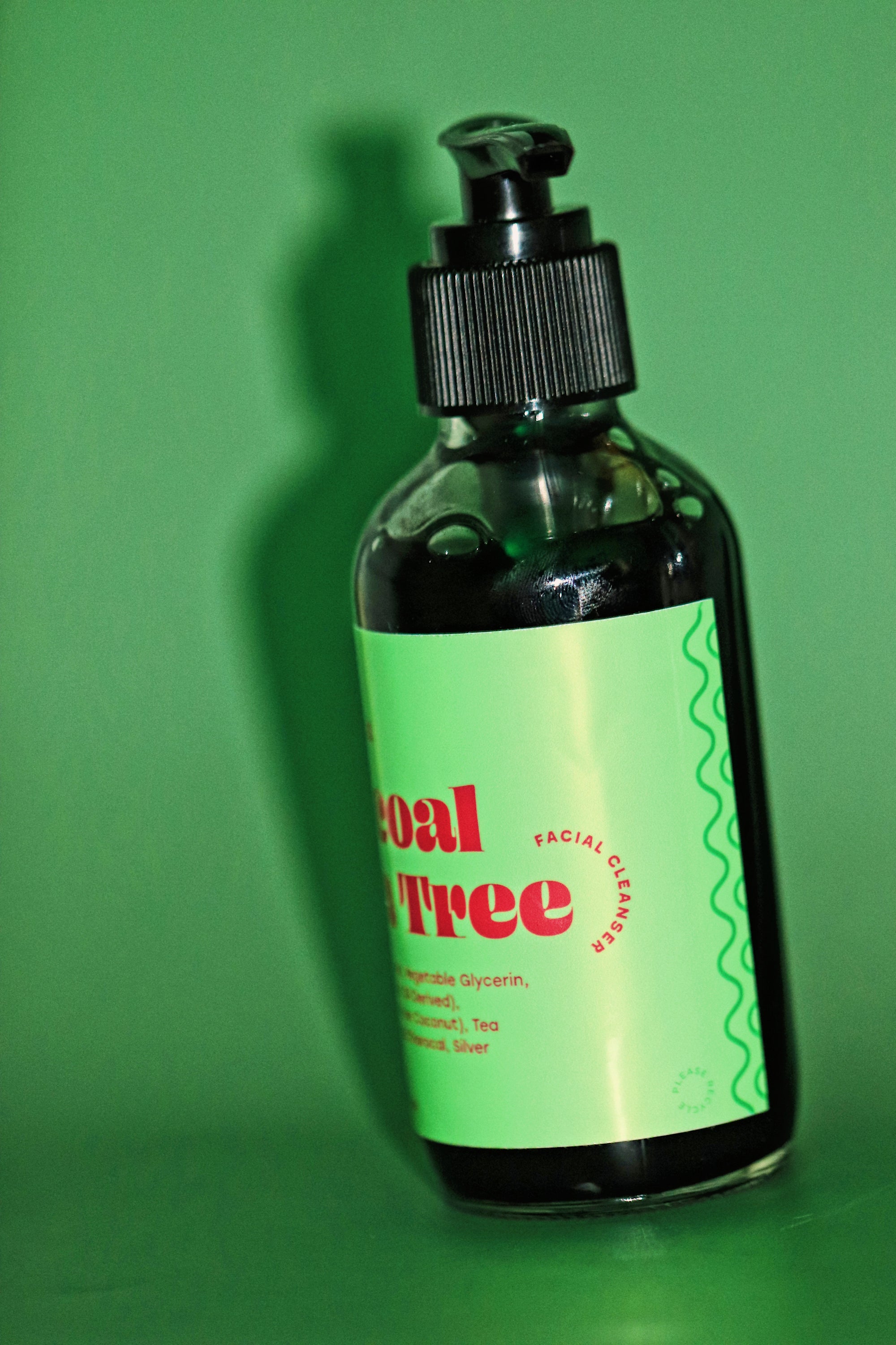 CHARCOAL + TEA TREE FACIAL CLEANSER