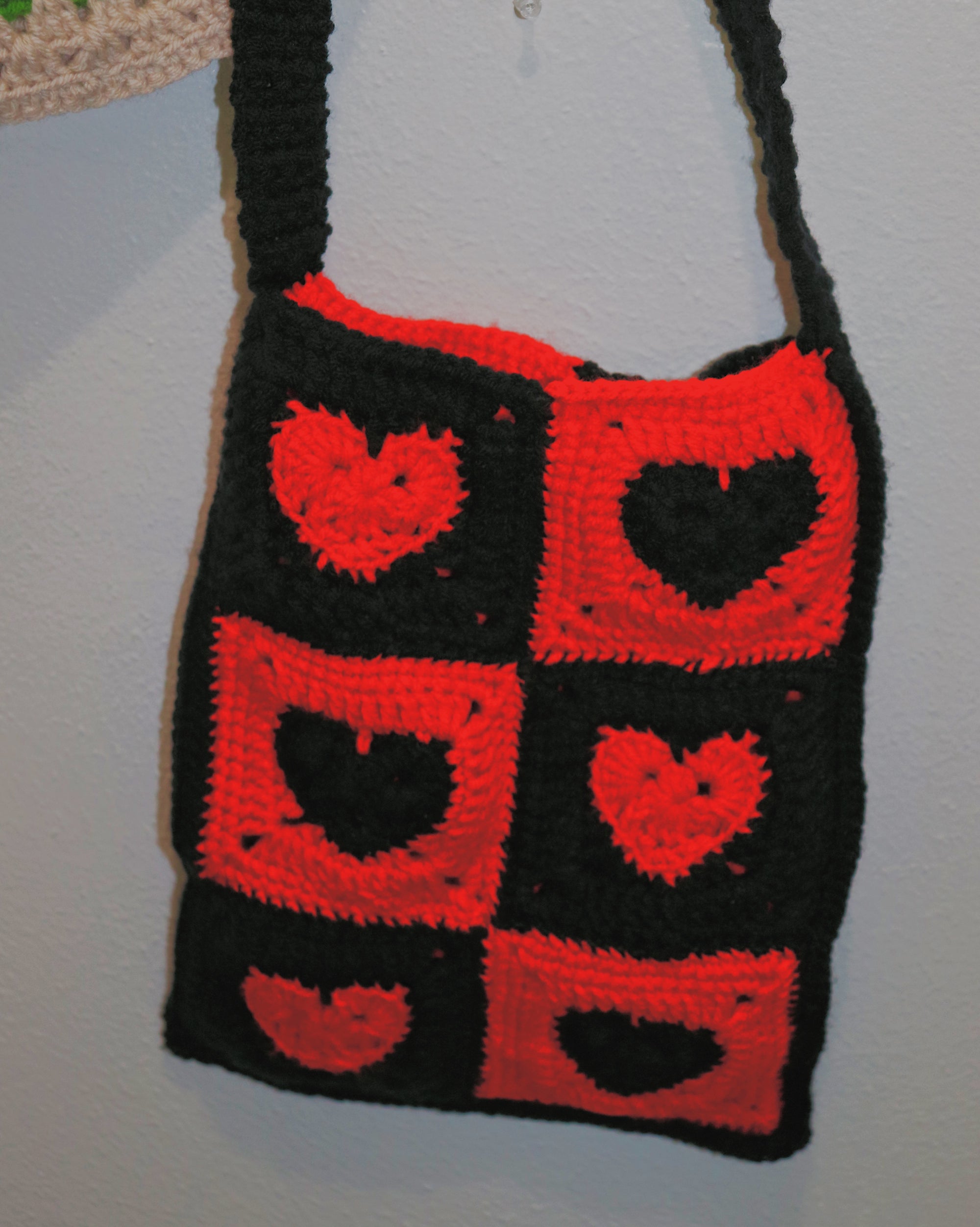 Queen of Hearts Crochet Tote ♥️