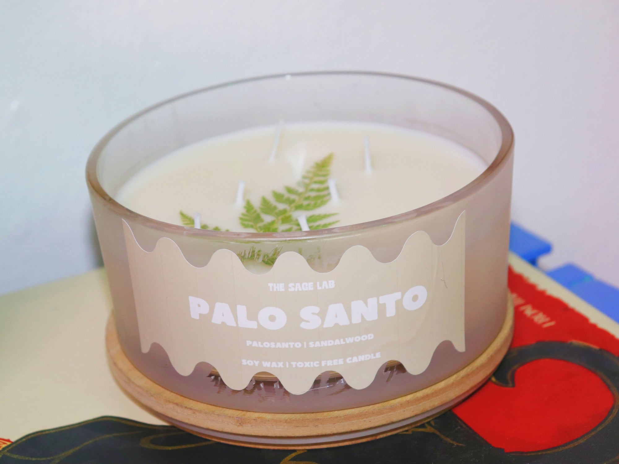 PALO SANTO CANDLE