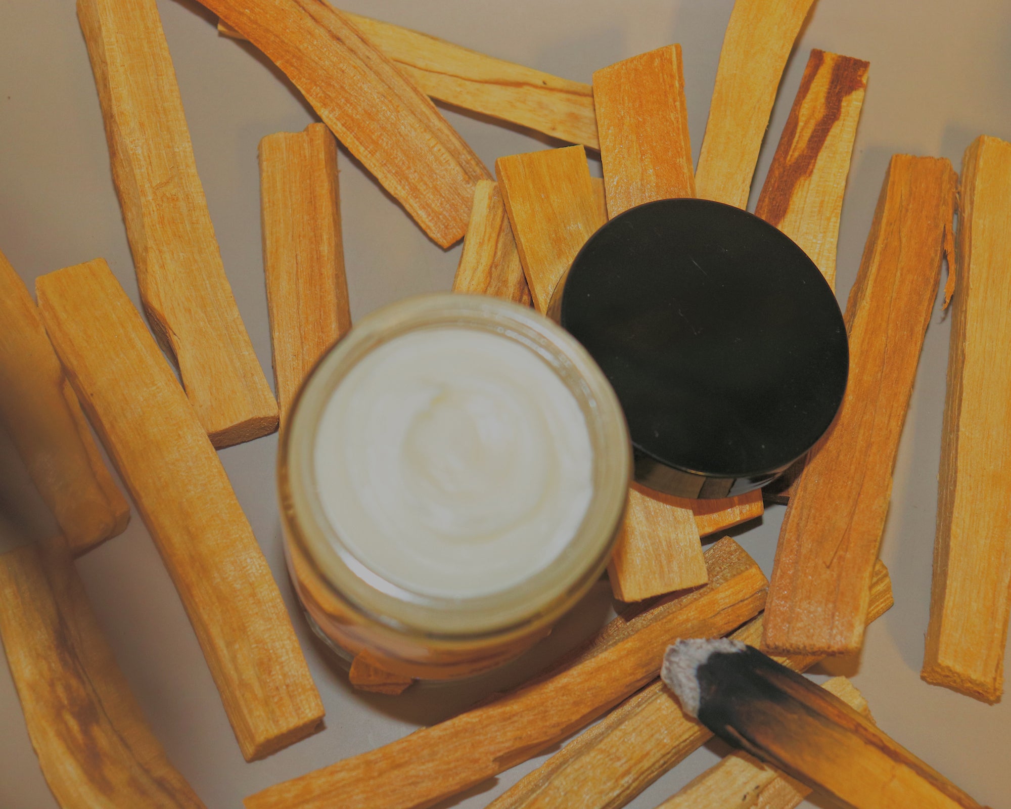 PALO SANTO BODY BUTTER