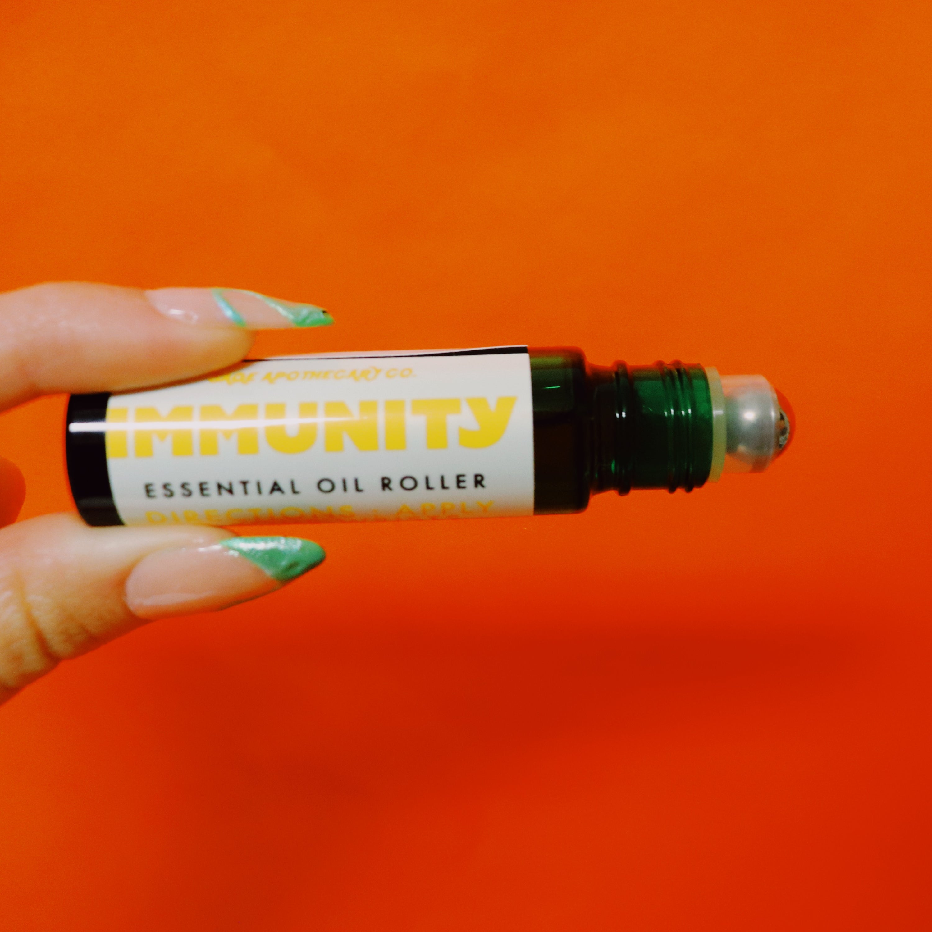 WELLNESS ROLL-ON ESSENTIAL OIL